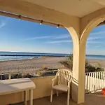 Carnon évasion En Bord De Les Pieds Dans Le Sable Accès Privé Et Direct à La T4 Pour 6 Pers Terrasse Vue Parking Privé Gratuit Accueil Personnalisé
