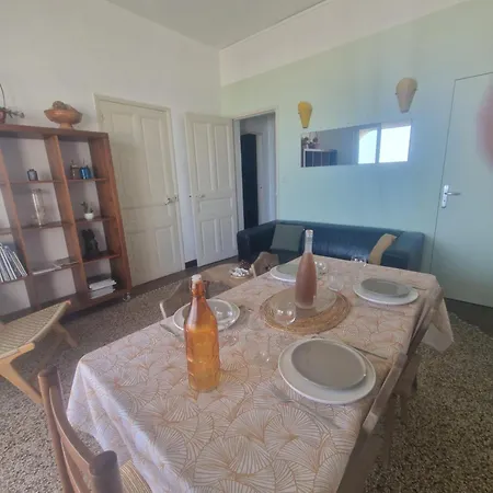 Authentique Sur La 6 Pers Avec Terrasse Et Parking *