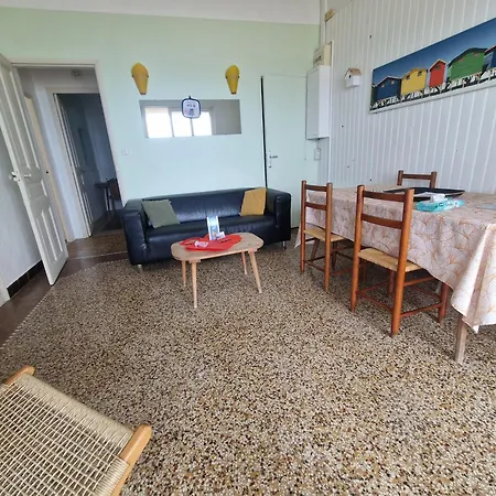 Appartement Carnon évasion En Bord De Les Pieds Dans Le Sable Accès Privé Et Direct à La T4 Pour 6 Pers Terrasse Vue Parking Privé Gratuit Accueil Personnalisé Mauguio